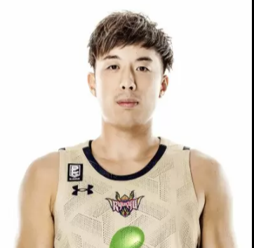 https://img.chengpinban.com/img/basketball/player/9f9d2819e1db9fdba3c26379c9a7a23c.png