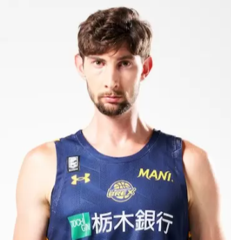 https://img.chengpinban.com/img/basketball/player/c760f48e43c75a3ed16adca9edd077ed.png